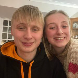 Meet your Posher, Yvette